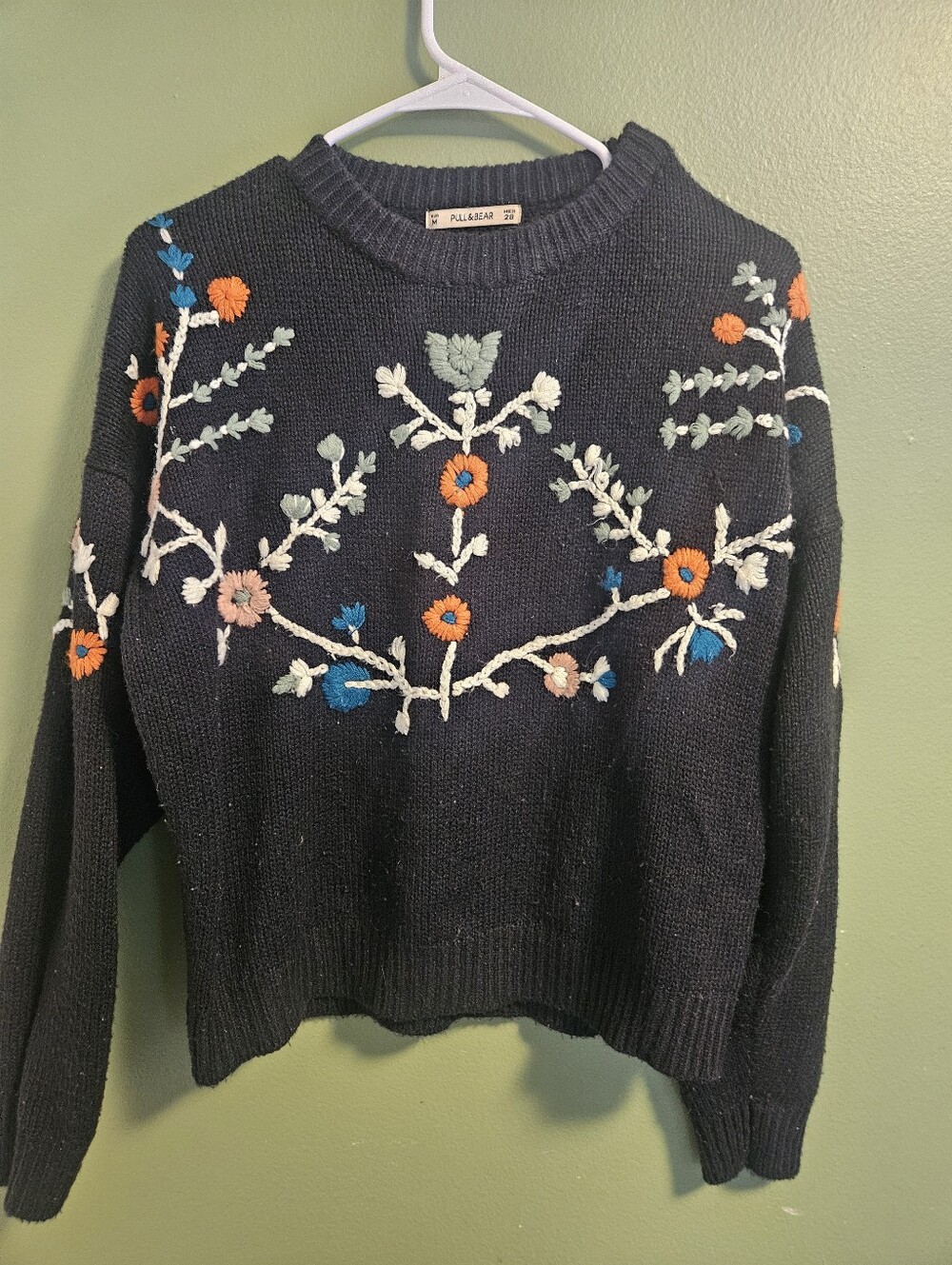Pull&Bear Black Floral Embroidered Crewneck Sweater